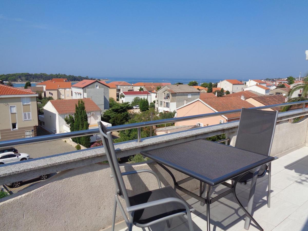 Apartments Miki 2 Novalja Ngoại thất bức ảnh