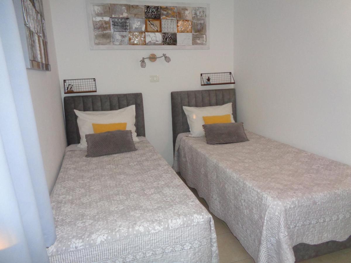 Apartments Miki 2 Novalja Ngoại thất bức ảnh