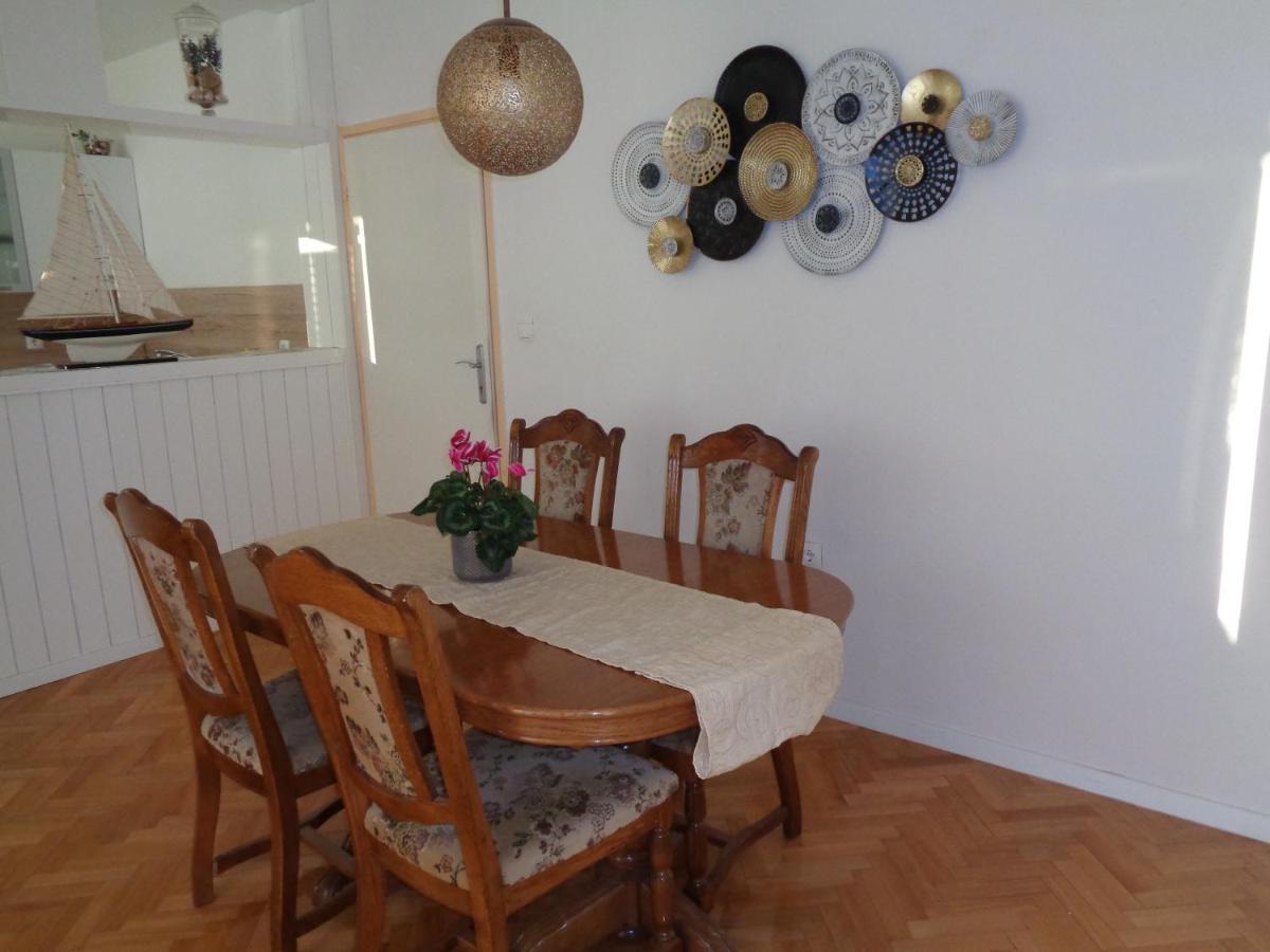 Apartments Miki 2 Novalja Ngoại thất bức ảnh