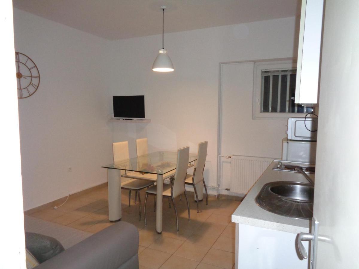 Apartments Miki 2 Novalja Ngoại thất bức ảnh