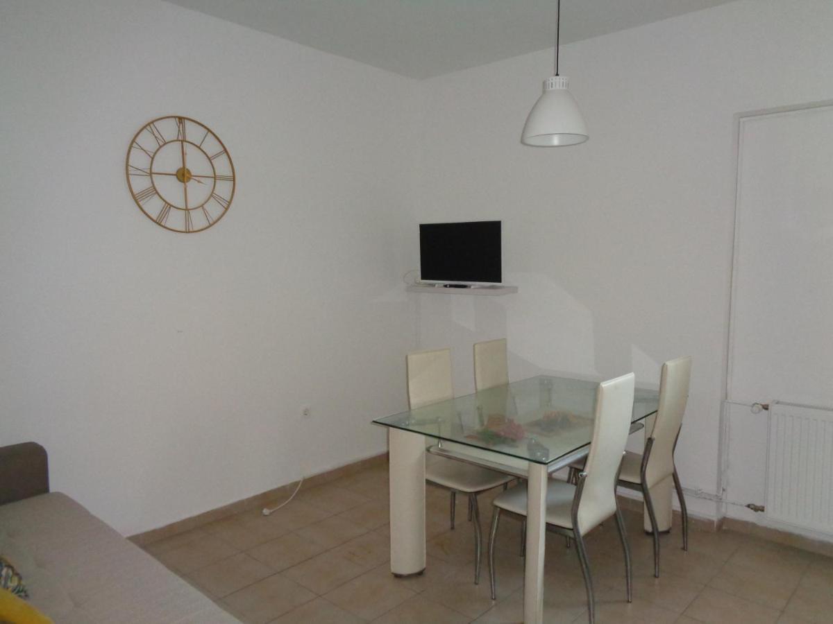 Apartments Miki 2 Novalja Ngoại thất bức ảnh