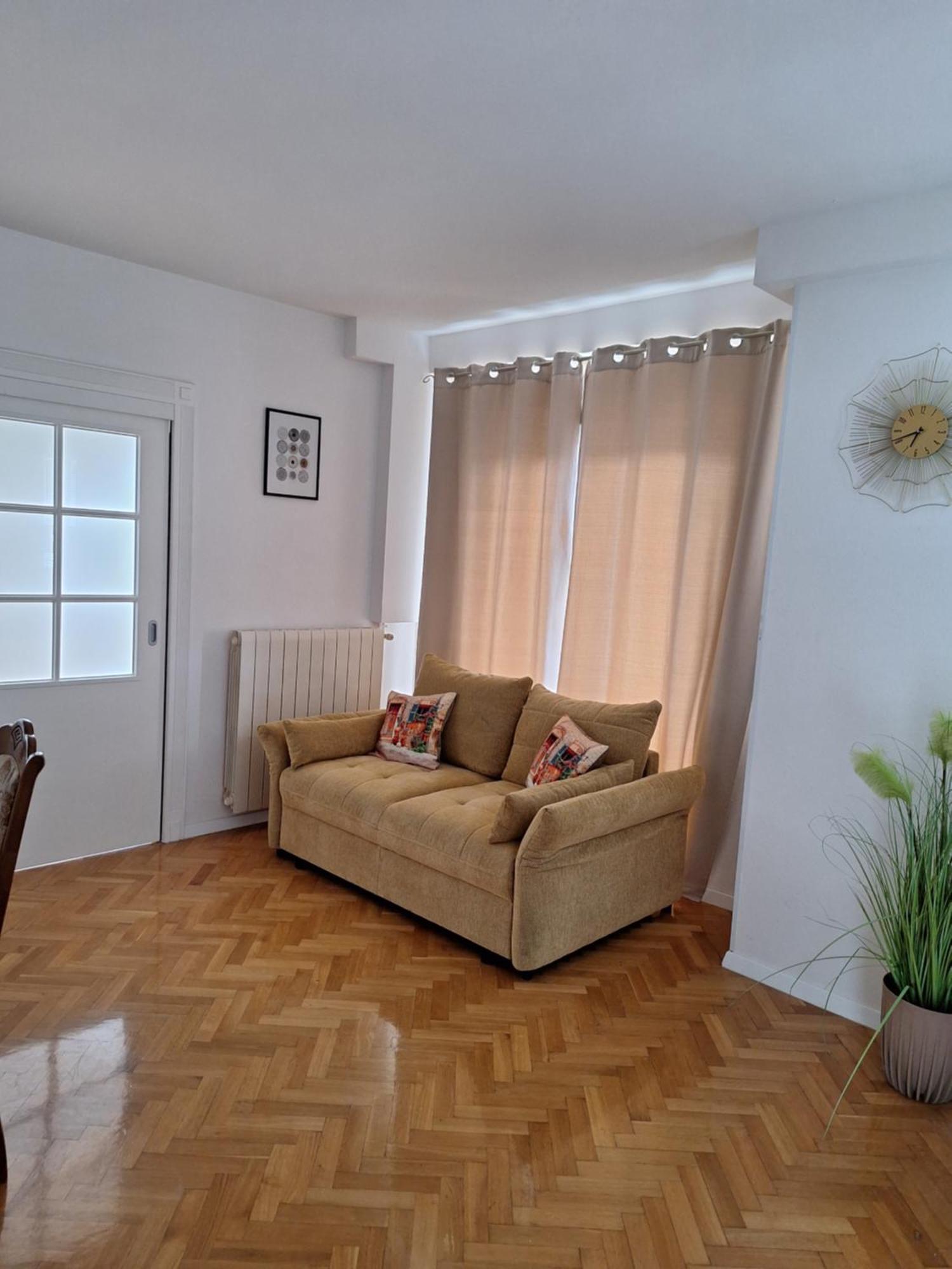Apartments Miki 2 Novalja Ngoại thất bức ảnh